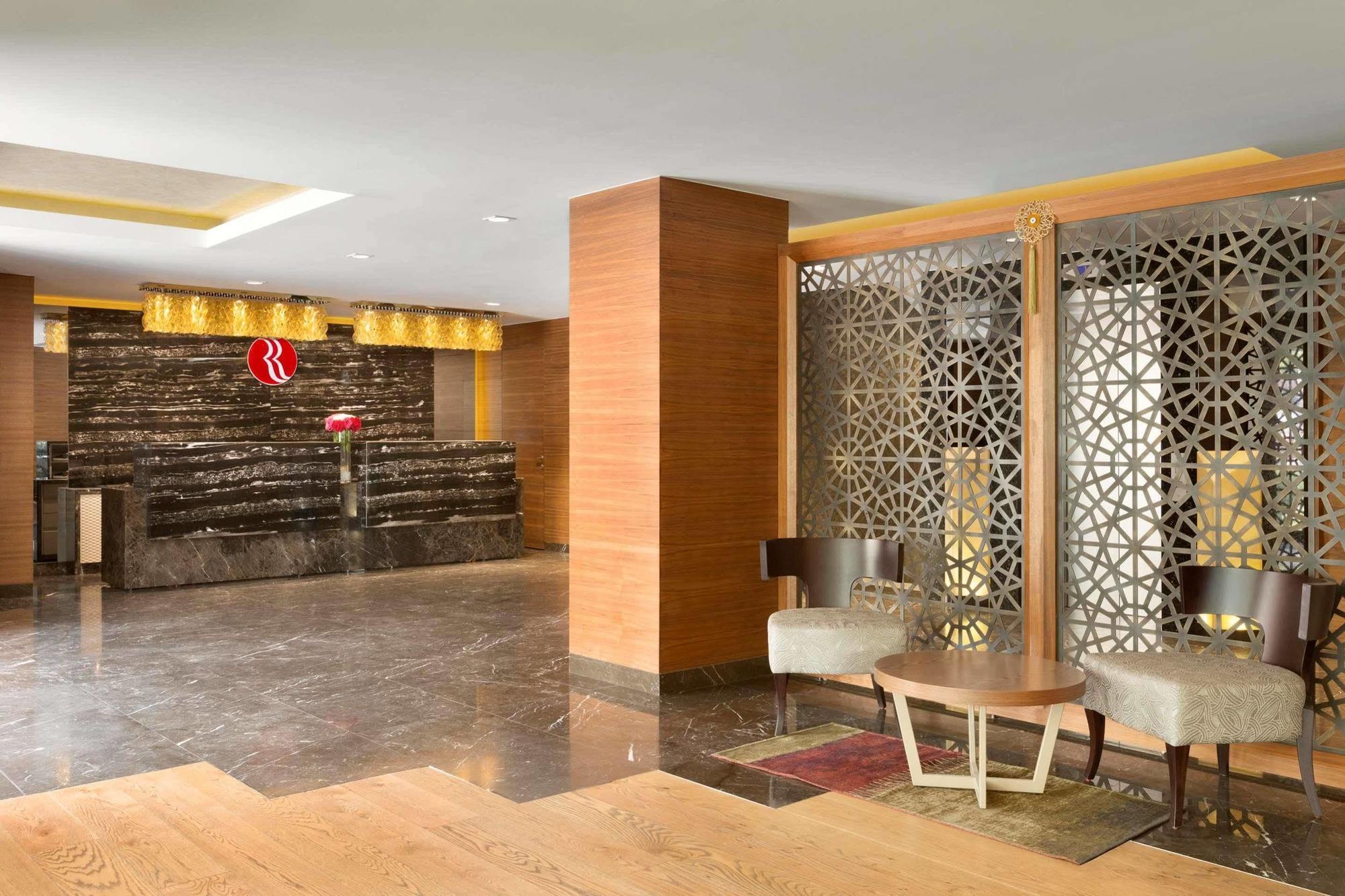 รามาดา บาย วินด์แฮม เกมลิก Hotel Gemlik ภายนอก รูปภาพ